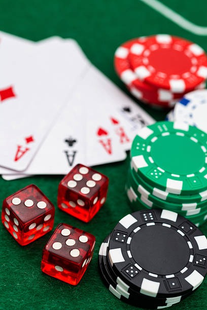 Roulette table layout and betting grid